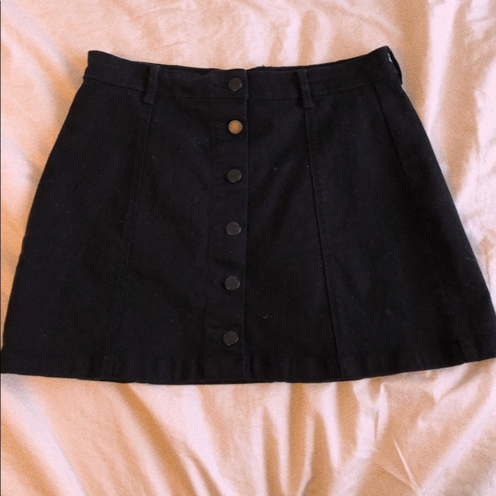 black forever 21 button skirt